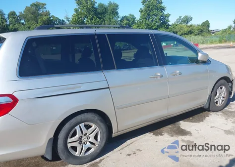 2007 Honda Odyssey Ex z USA, uszkodzony, nr VIN 5FNRL38477B452725